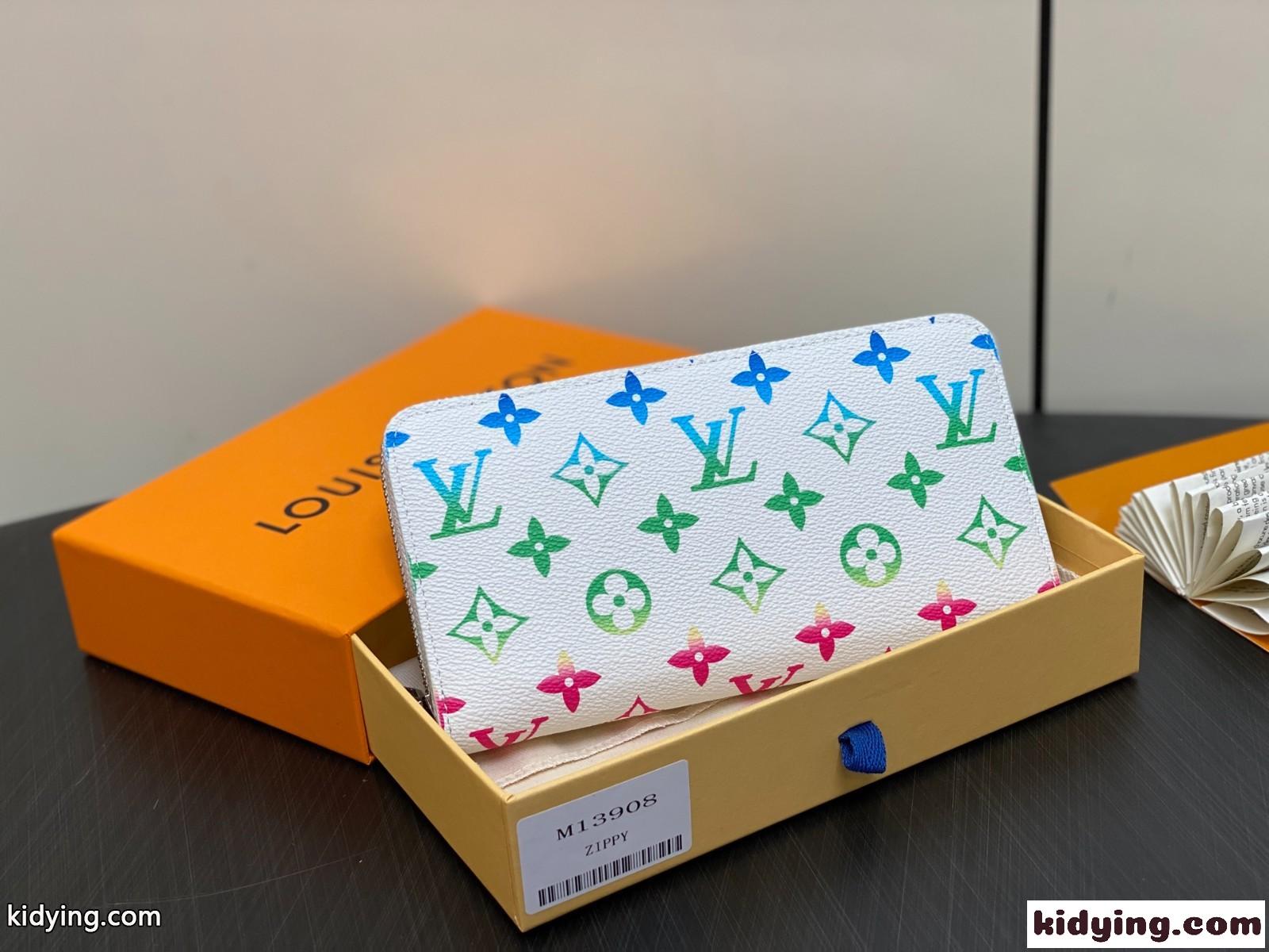 LV ジッピーウォレット・ホリゾンタル ルイヴィトン スーパーコピー M13908-1