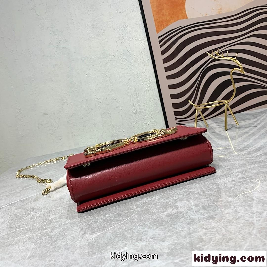 ドルチェ&ガッバーナ バッグ コピー 人気 ロゴ 上品 チェーン 斜め掛け ショルダーバッグ レディース-0