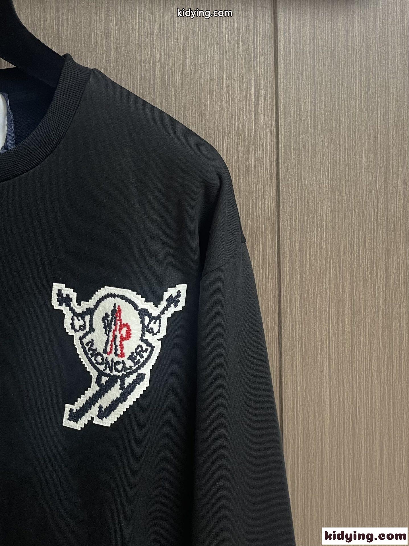 定番 カジュアル スウェットシャツ モンクレール Tシャツ コピー ロングスリーブ ブラック-2
