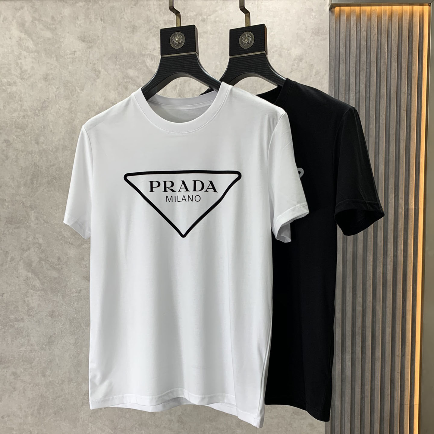 ベーシック ロゴプリント クルーネック プラダ Tシャツ コピー 半袖Tシャツ-0