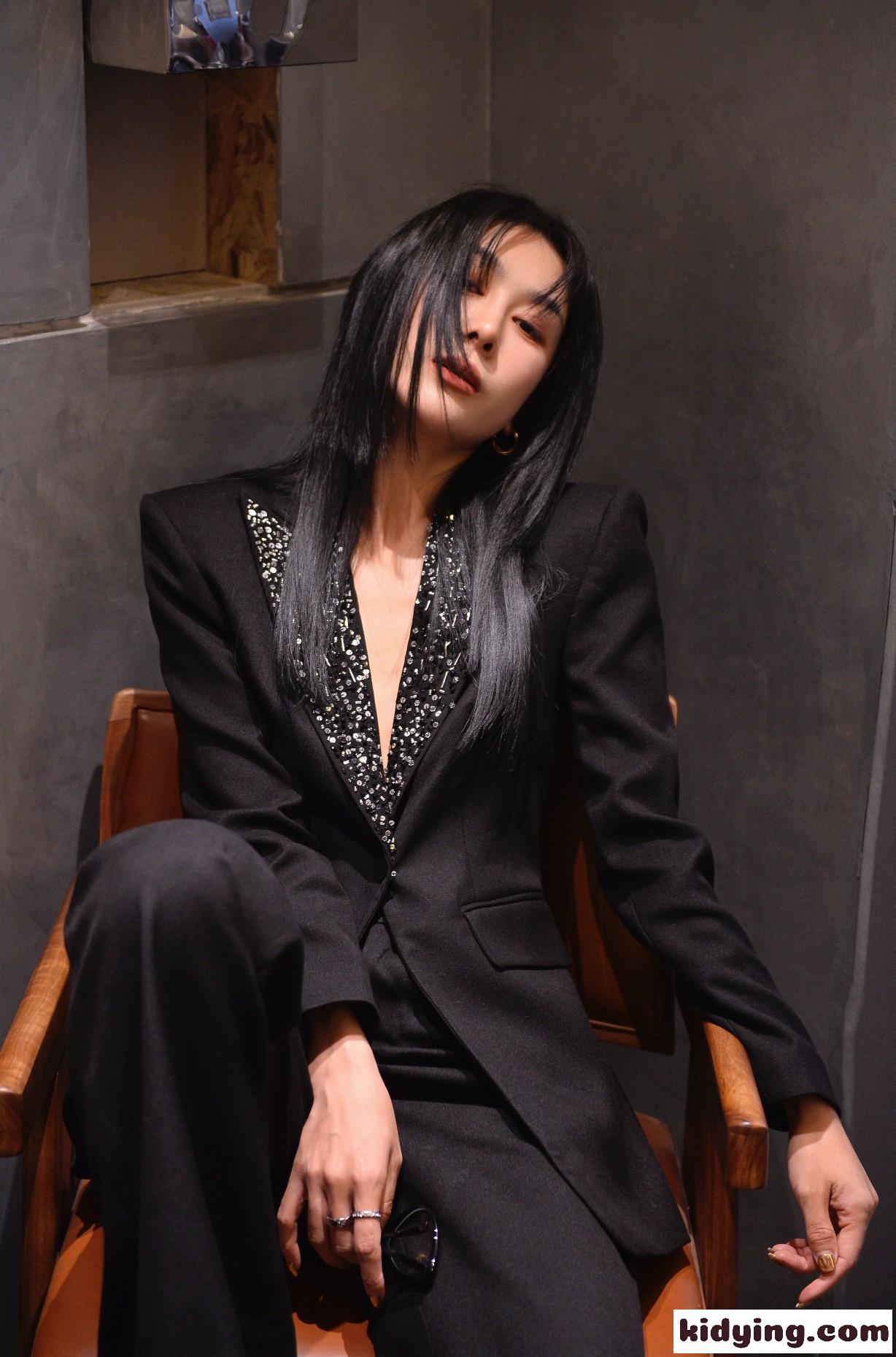 YSL サンローラン ミニドレスコピー スーツセット レディース 通勤 ビジネス 優雅 お洒落 ブラック-0