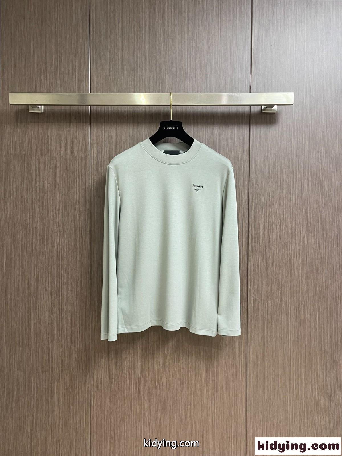 シンプル ロゴ入り プラダ Tシャツ コピー 長袖Tシャツ ライトグリーン-0
