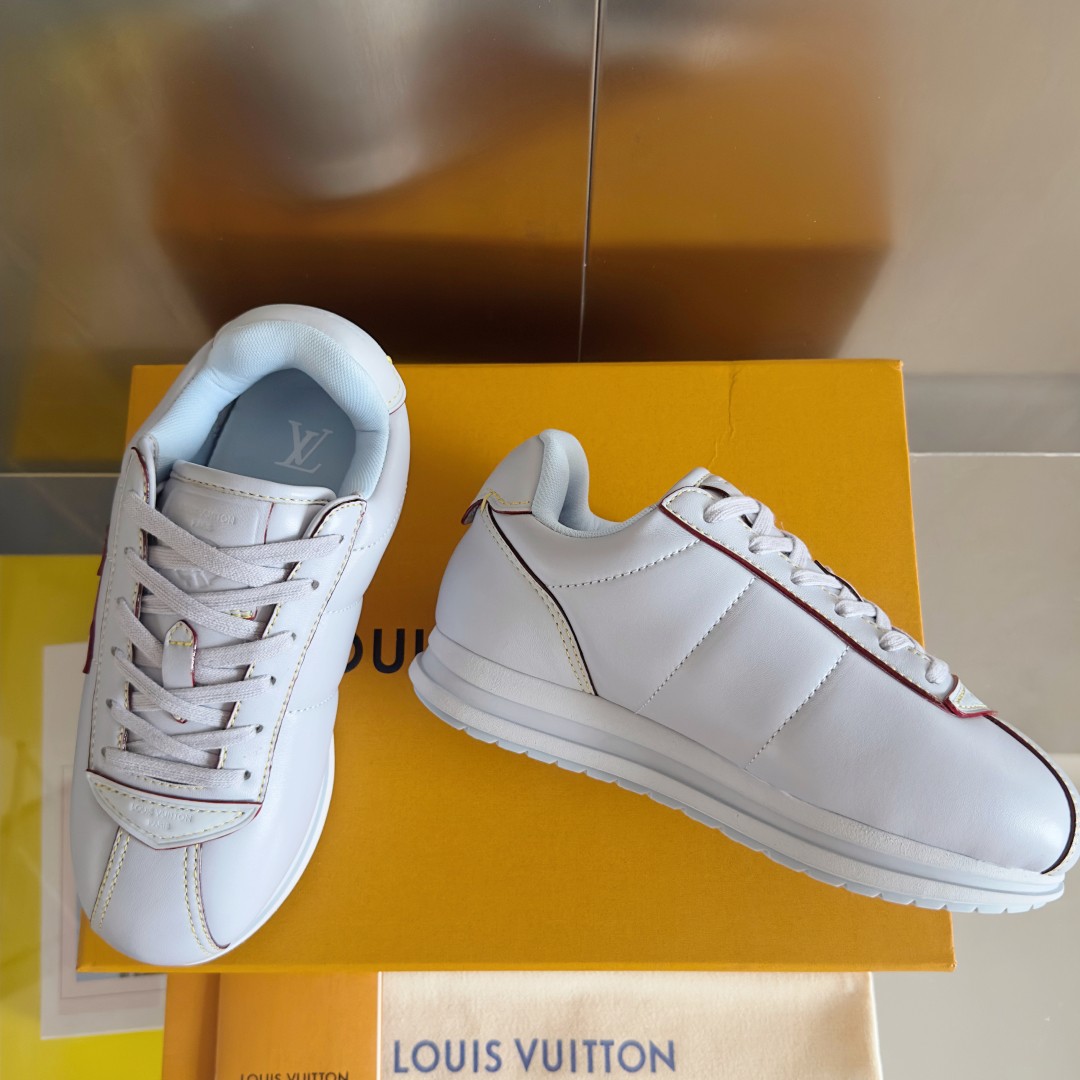使い勝手抜群♪ルイヴィトン スーパーコピー レディース メンズ LV バターソフト スニーカー ライトブルー-1