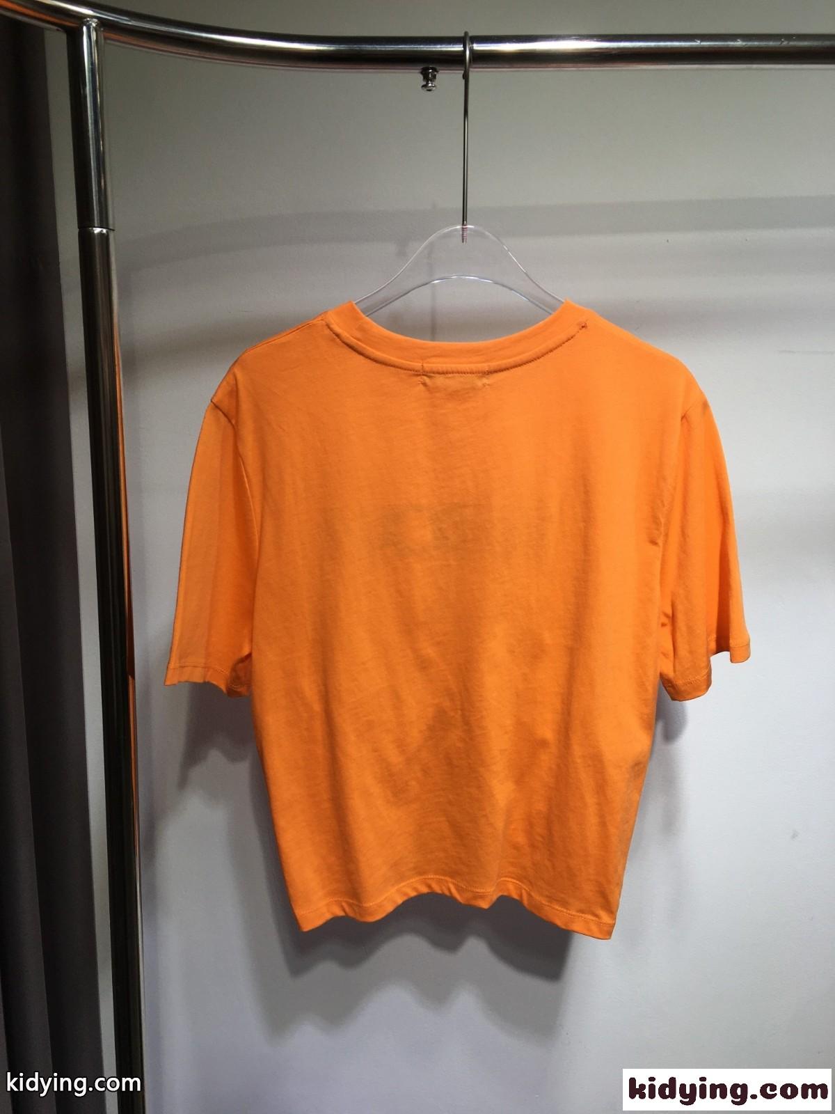 セーフティー ピン ロゴ 半袖Tシャツ ヴェルサーチェ Tシャツ コピー オレンジ-0
