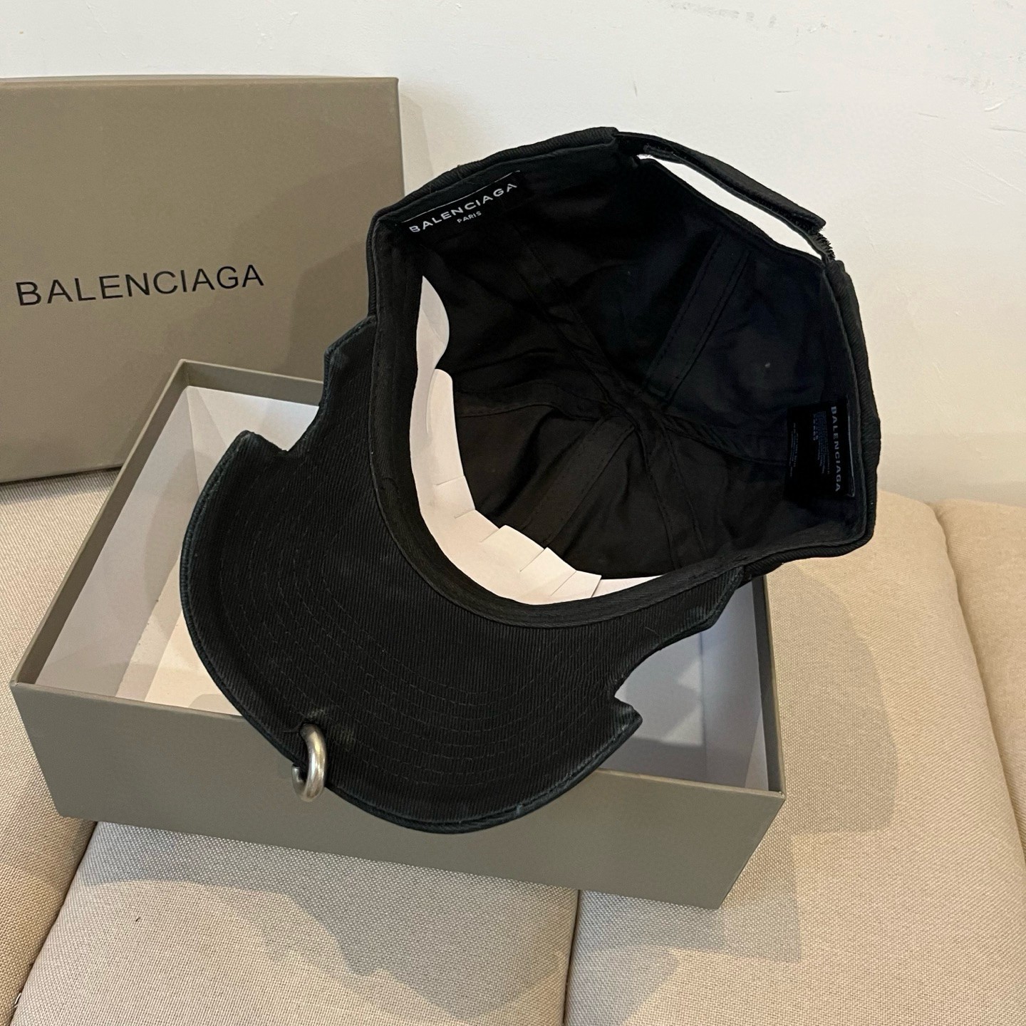 BAL.COM フロントピアス ベースボールキャップ バレンシアガ キャップ コピー ブラック-4