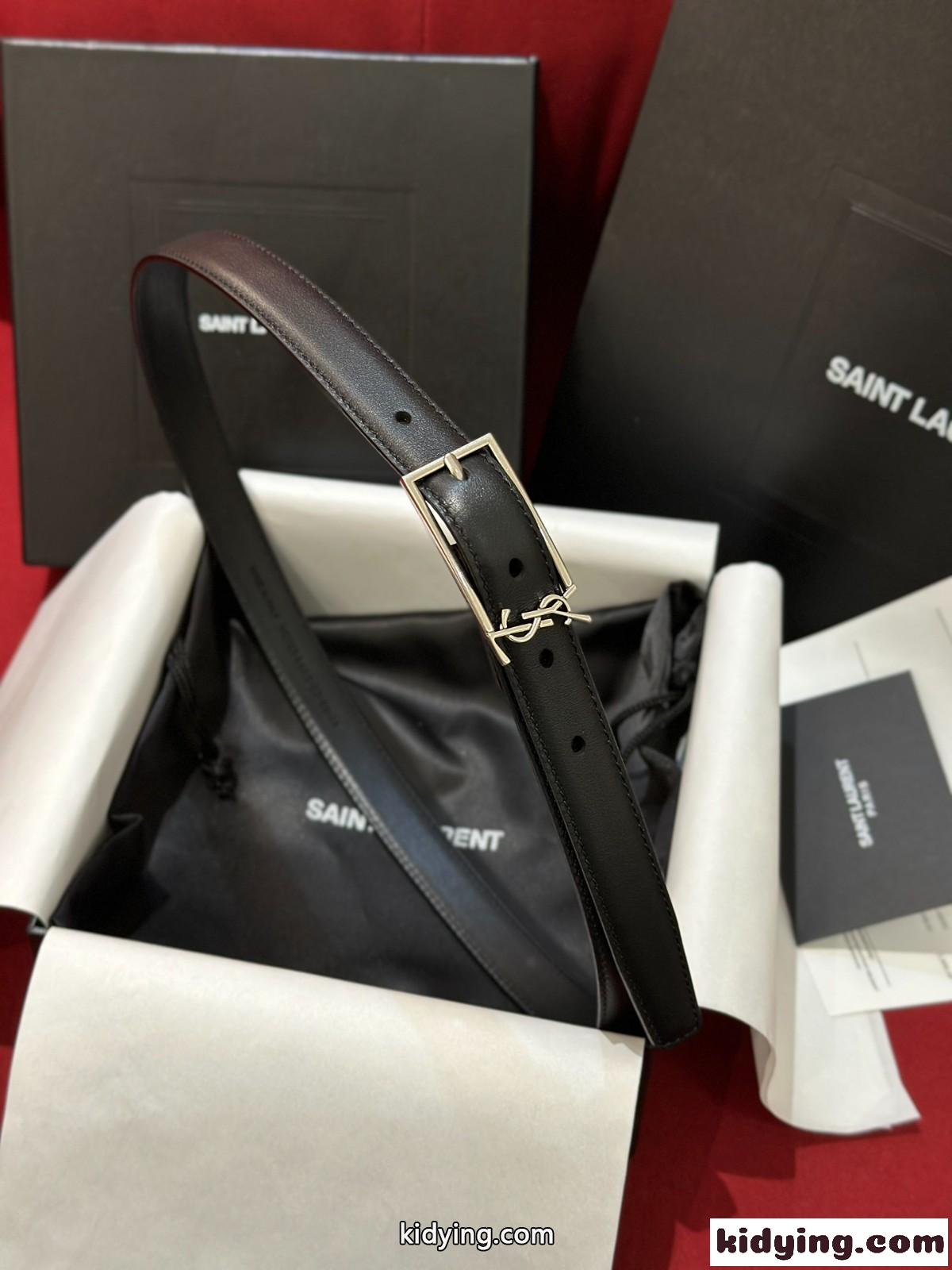 洗練された 合わせやすい YSL レザーベルト イヴ・サンローラン ベルト コピー-3