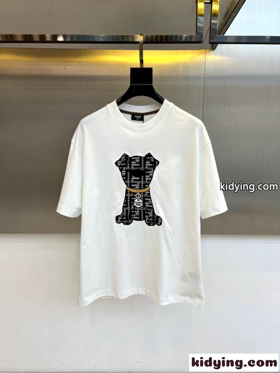フェンディ Tシャツ 偽物 カジュアル 遊び心 クルーネック 半袖Tシャツ ホワイト-1