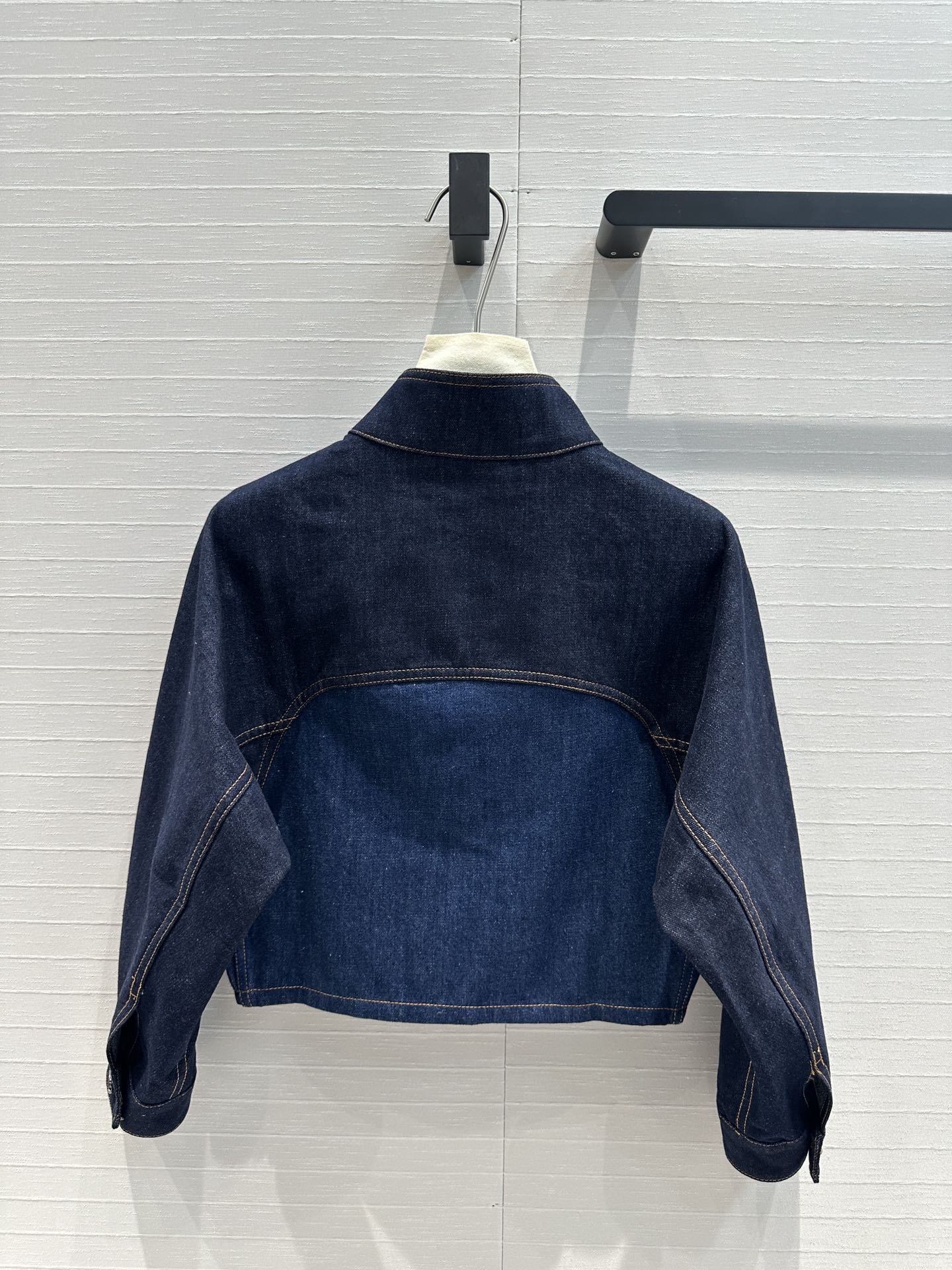 ブルーツートーンデニム ジャケット フェンディ ジャケット コピー レディース-4