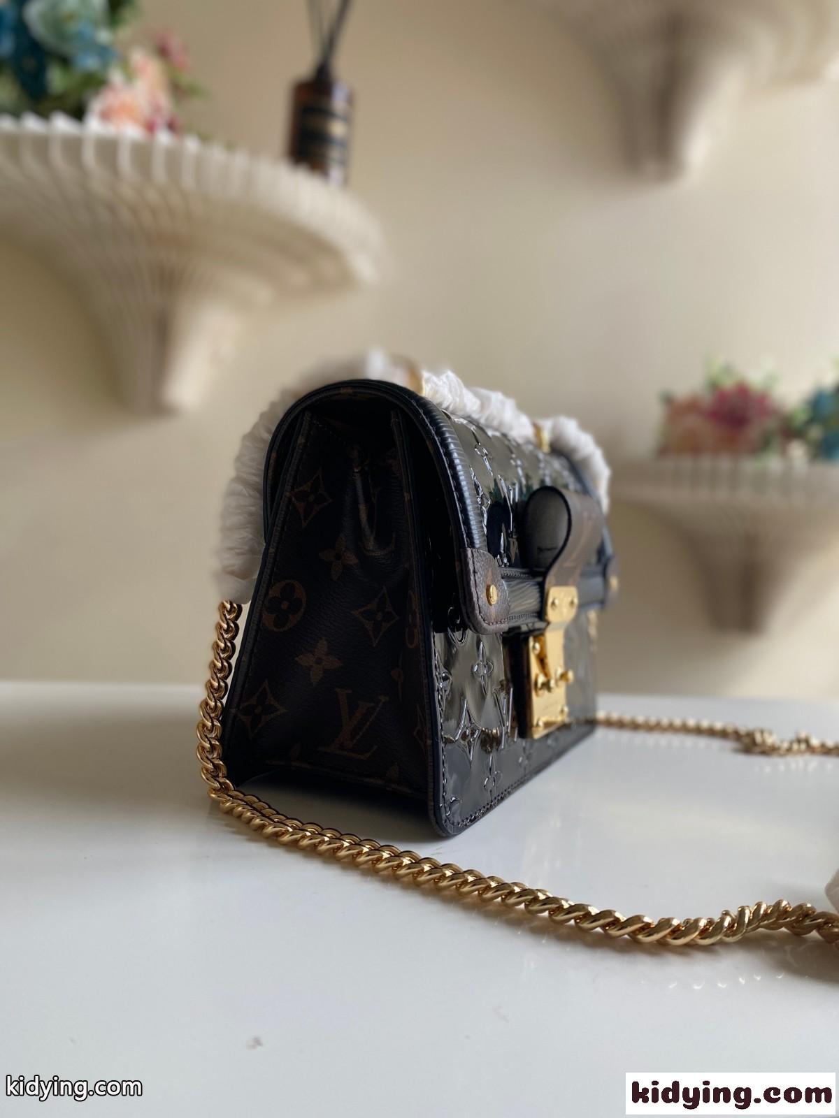 M90516 LV ルイヴィトン ワインウッド モノグラムヴェルニ バッグ スーパーコピー ブラック-1