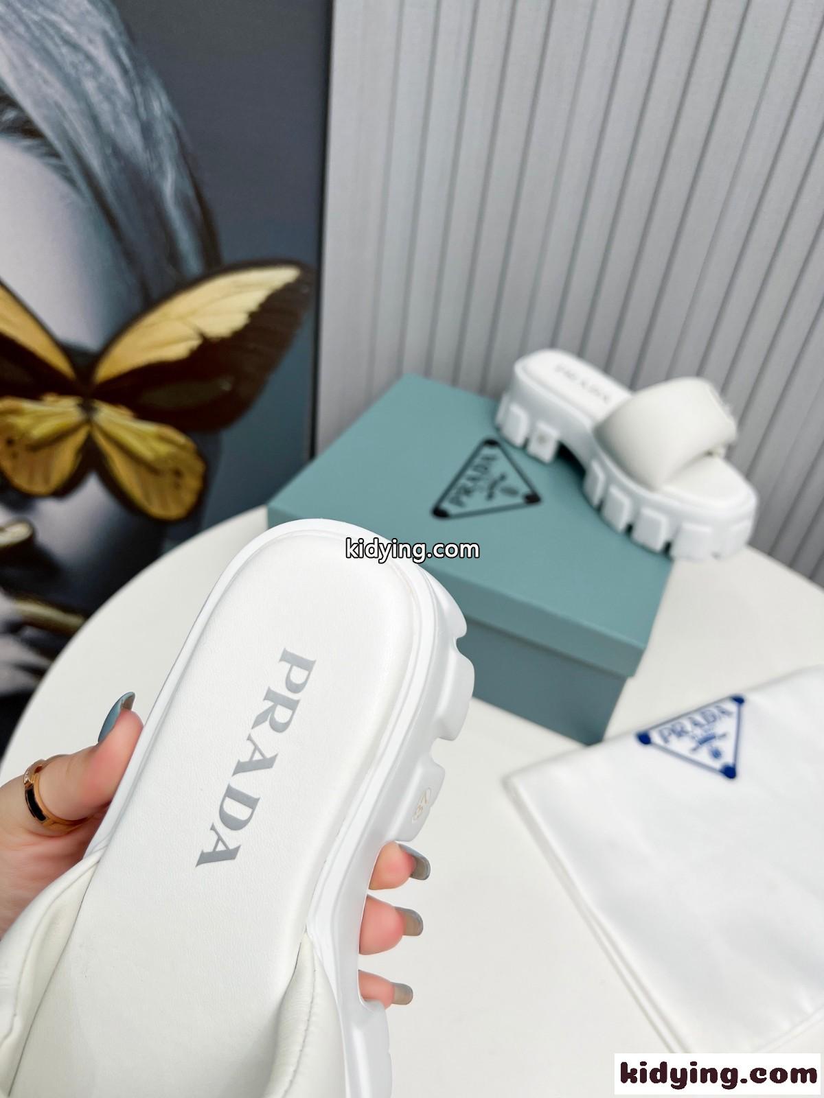 人気 ソフトパデッド ミュール プラダ サンダル コピー レディース 厚底 トライアングルロゴ付 ホワイト-3