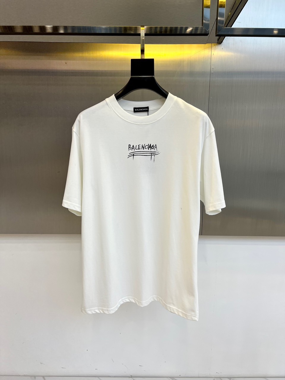 お洒落 バックプリント バレンシアガ Tシャツ 偽物 半袖トップス ホワイト-0