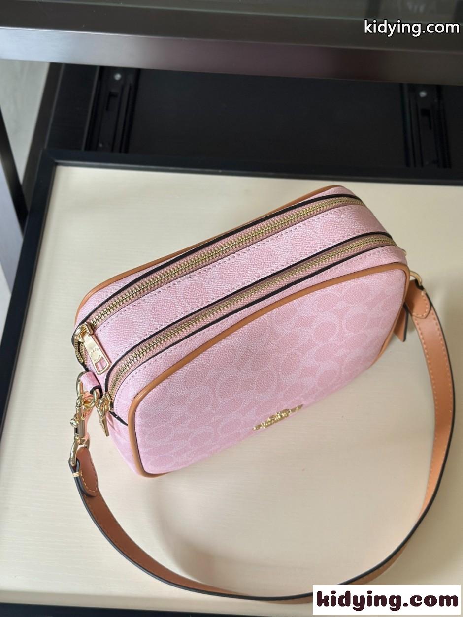 上品 シグネチャー柄 カメラバッグ コーチ バッグ 偽物 ショルダーバッグ ピンク-0