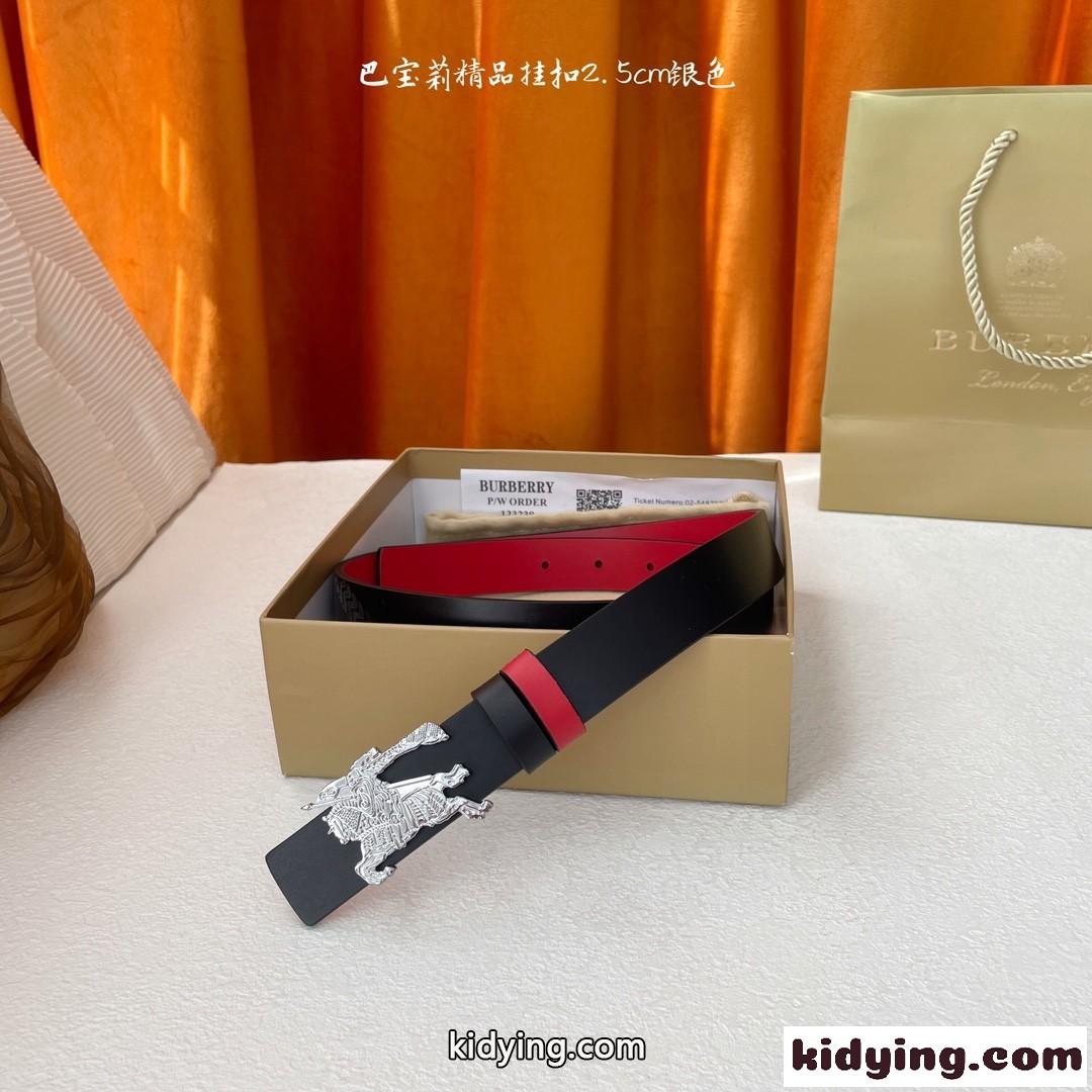 上品 合わせやすい 人気 リバーシブル レザーベルト バーバリー ベルト コピー-5