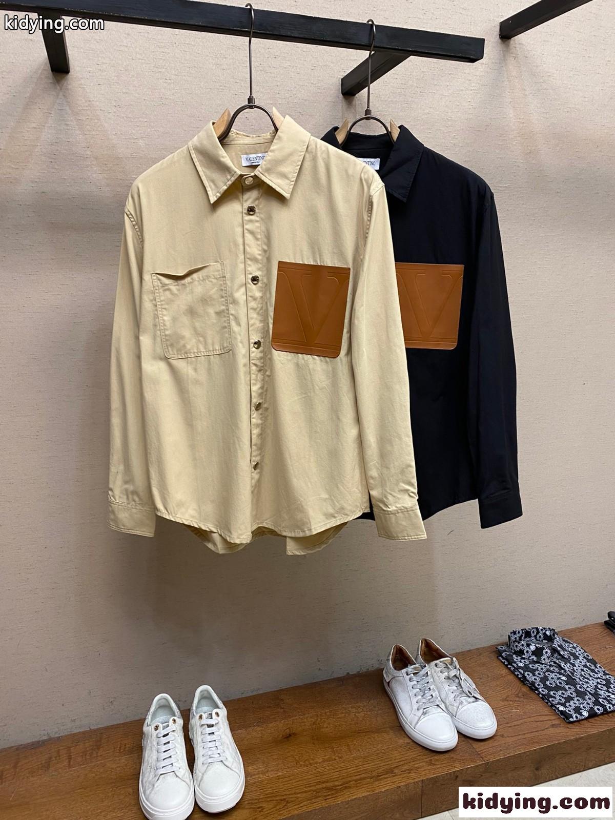 Vロゴ シグネチャー エンボスレザーポケット シャツジャケット ヴァレンティノ シャツ コピー メンズ-2