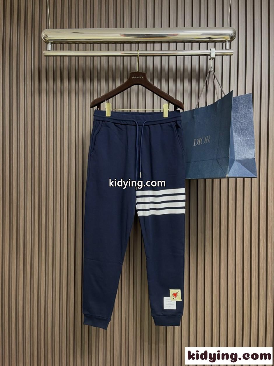 カジュアル 人気 おしゃれ スウェットパンツ トムブラウン パンツ 偽物 ネイビー-1