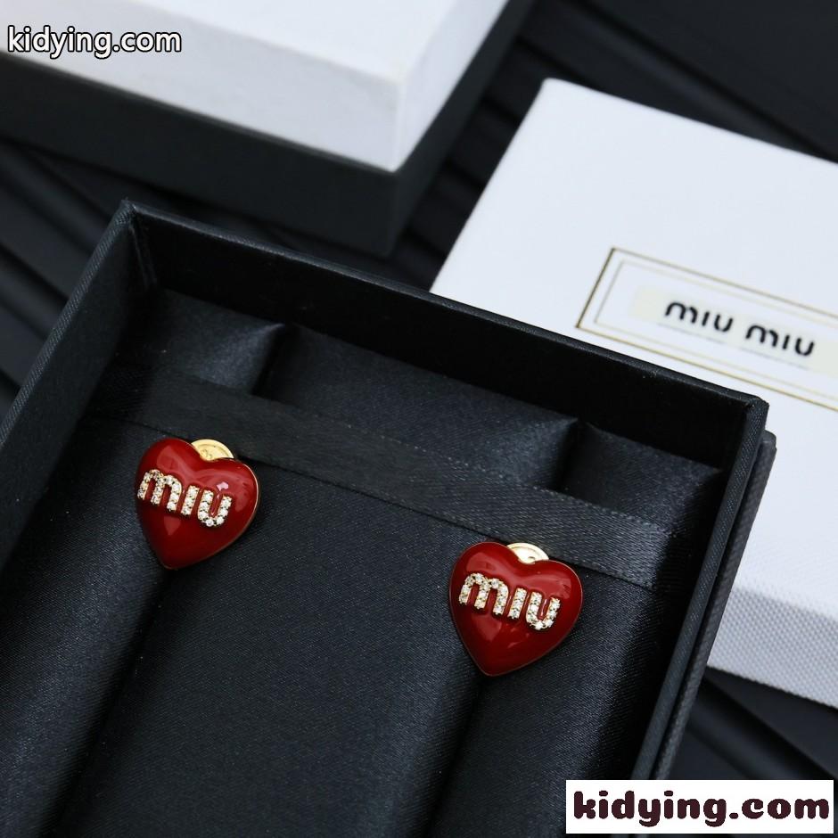 ミュウミュウ イヤリング 偽物 Miu Miu パール ハートスタッズピアス-4