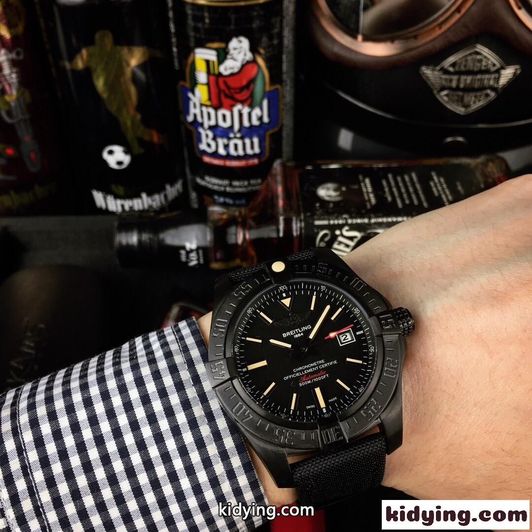 ブライトリング 人気 コピー Breitling アベンジャーズシリーズ 全自動機械43*13mm アーチ強化ガラス-0
