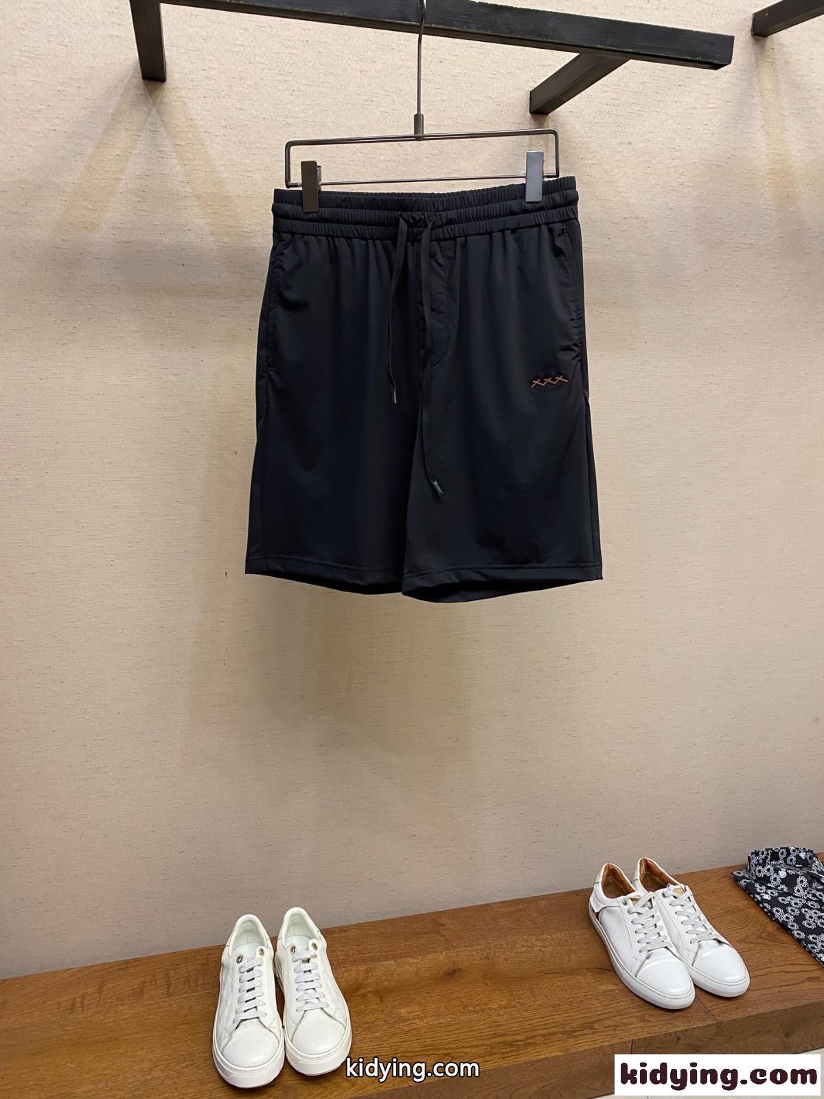 カジュアル ロゴ ショートパンツ エルメネジルド・ゼニア パンツ 偽物 ブラック-1