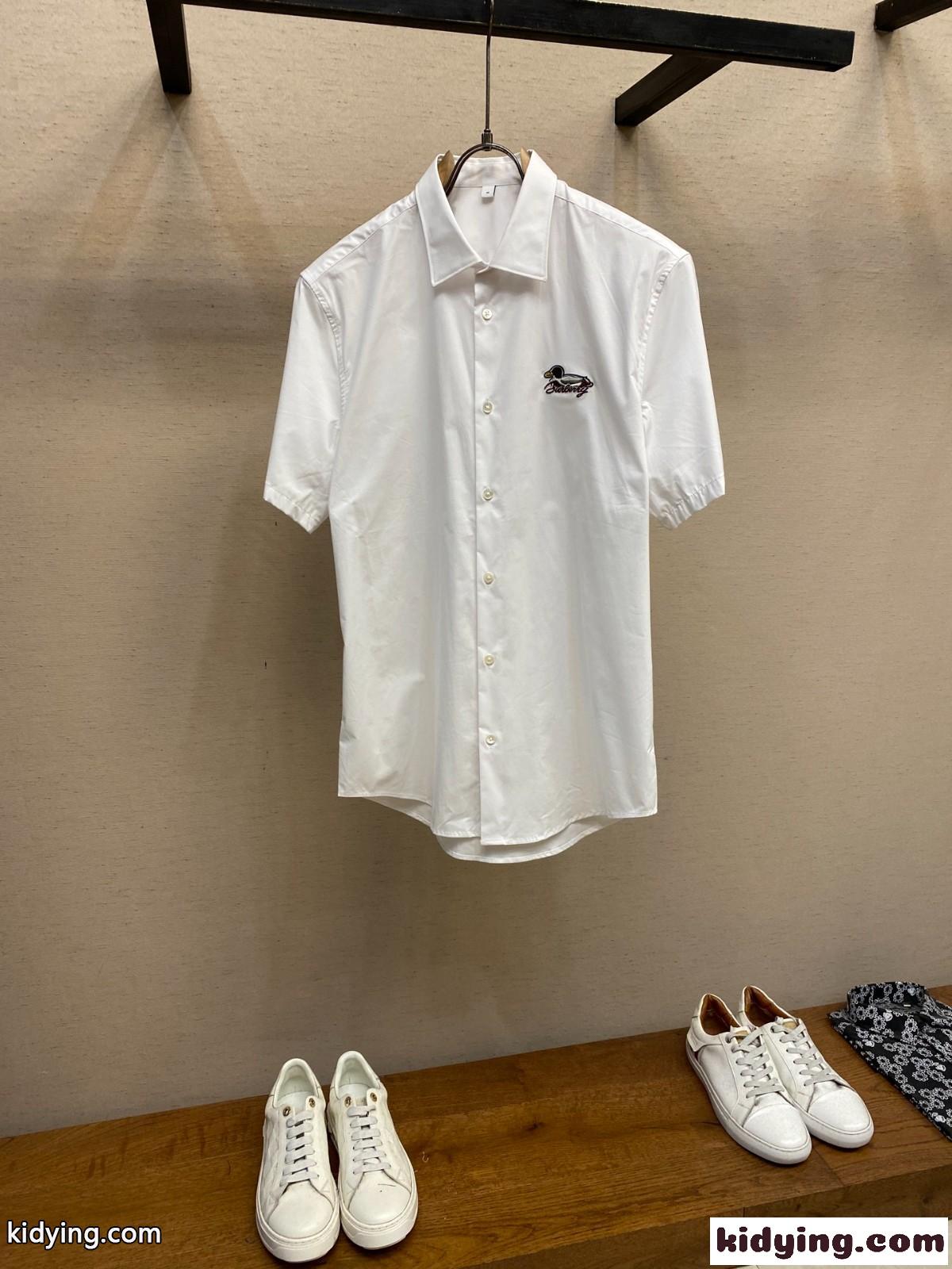 バーバリー シャツ 偽物 シンプル 上品 ショートスリーブシャツ ホワイト-1