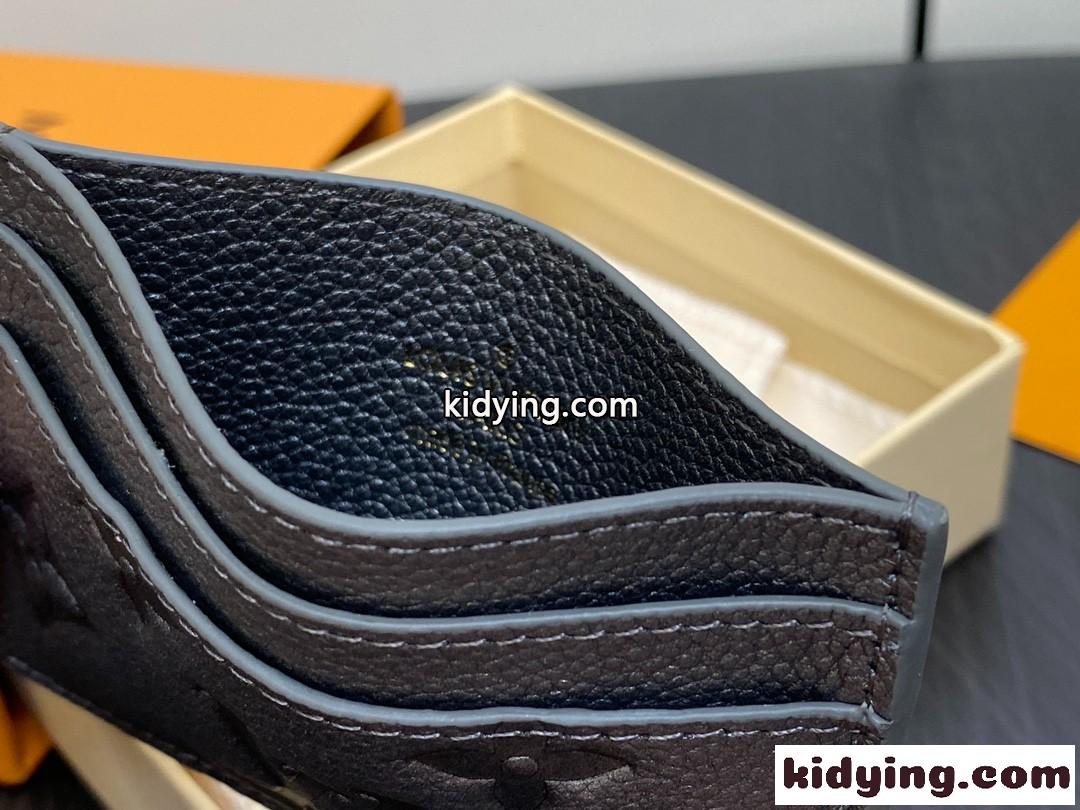 ルイ・ヴィトン カードケース ポルト カルト・LV チャーム スーパーコピー M12178-3