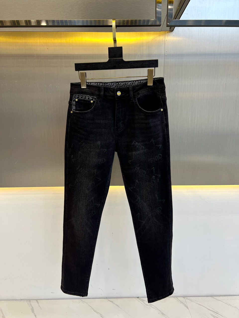フェンディ ジーンズ コピー 定番 カジュアル ストレッチ デニムパンツ-1