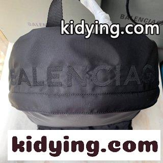 BALENCIAGA両肩バックパック 高級ストリートスタイルのシンプルなトレンドモデルは,男女とも安心して使用できます バレンシアガ バックパック コピー-1