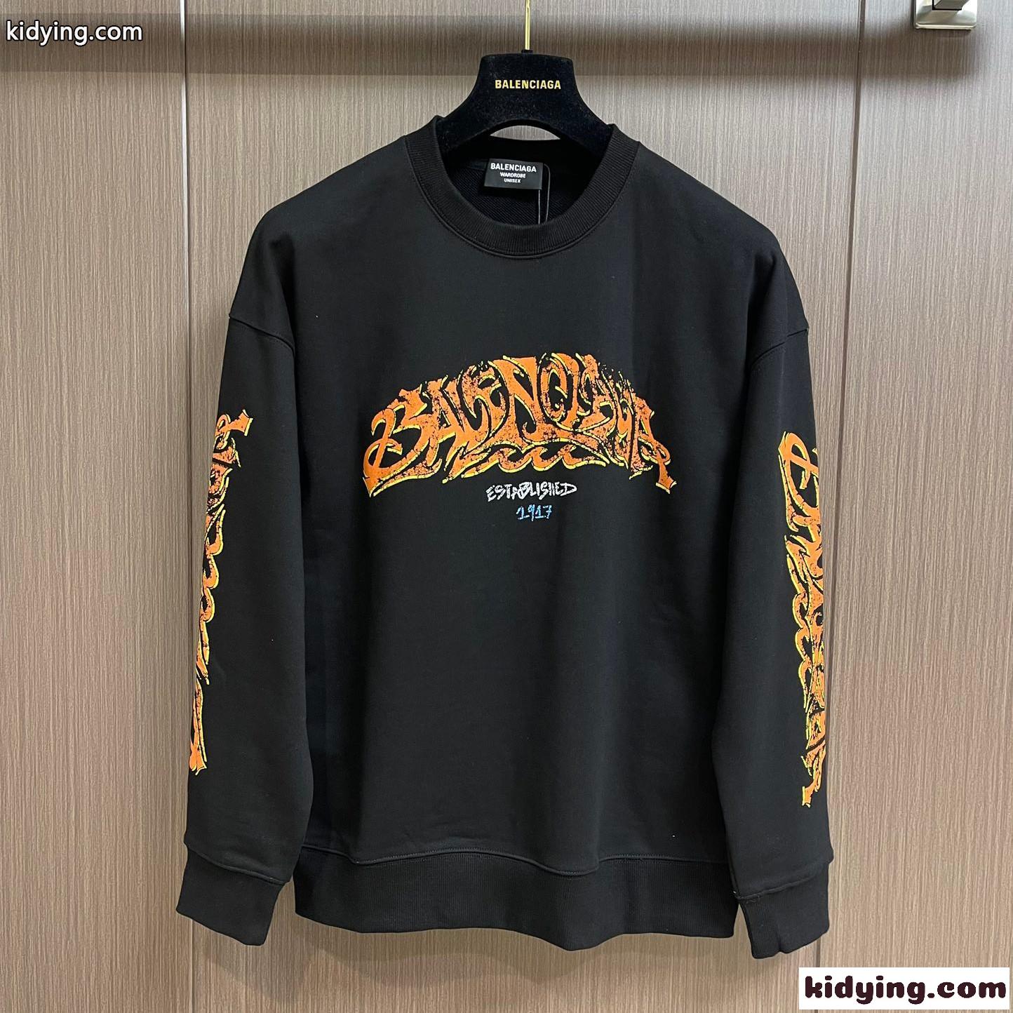 おしゃれ カジュアル プリント ロングスリーブ Tシャツ バレンシアガ Tシャツ コピー ブラック-1