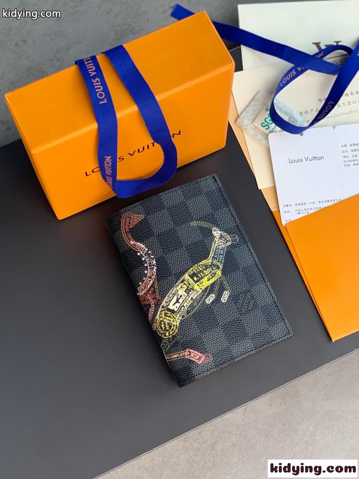 N64604 クーヴェルテュール・パスポールカバー  ルイ・ヴィトン 財布 コピー メンズ-2