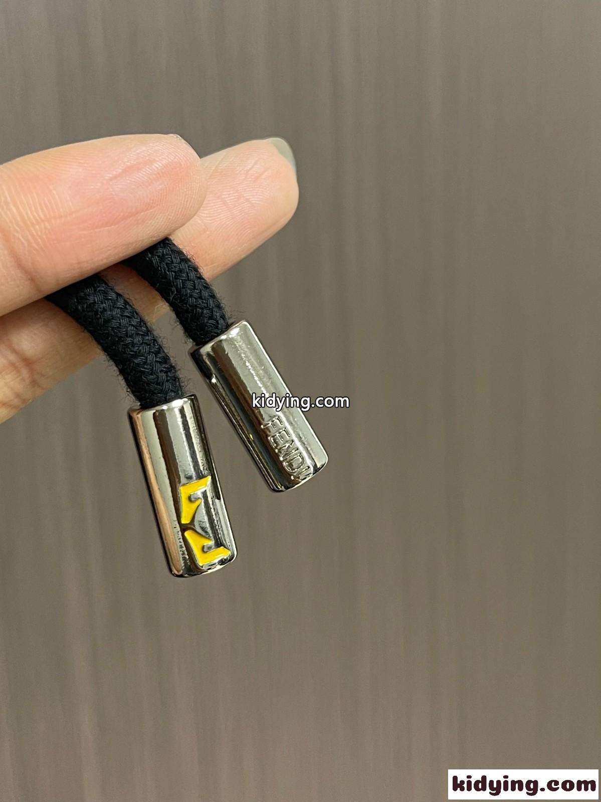 ロゴパッチ付き カジュアルパンツ フェンディ パンツ 偽物 メンズ ズボン-2
