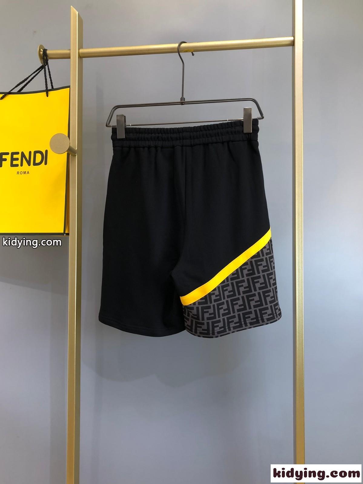 ブラックジャージー ショートパンツ フェンディ パンツ コピー メンズ ファッション-1