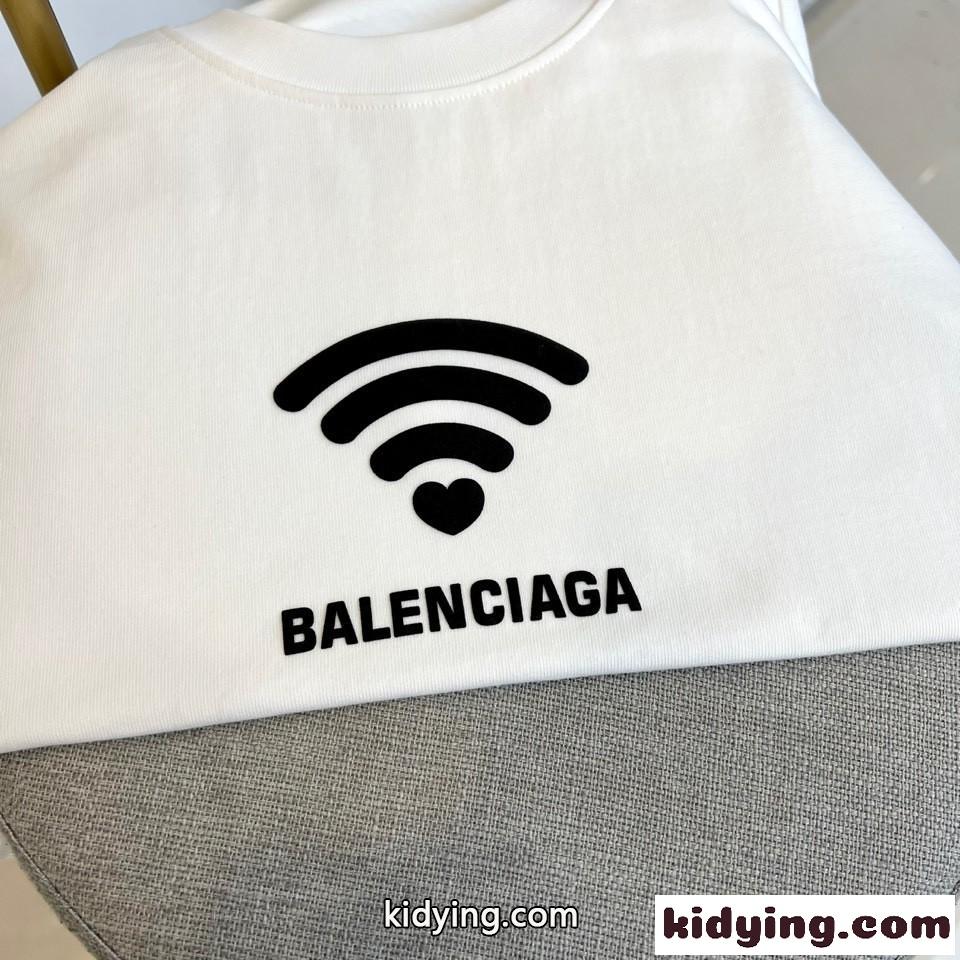 カジュアル 半袖Tシャツ&ショートパンツ 上下セット バレンシアガ セットアップ 偽物 ホワイト-1