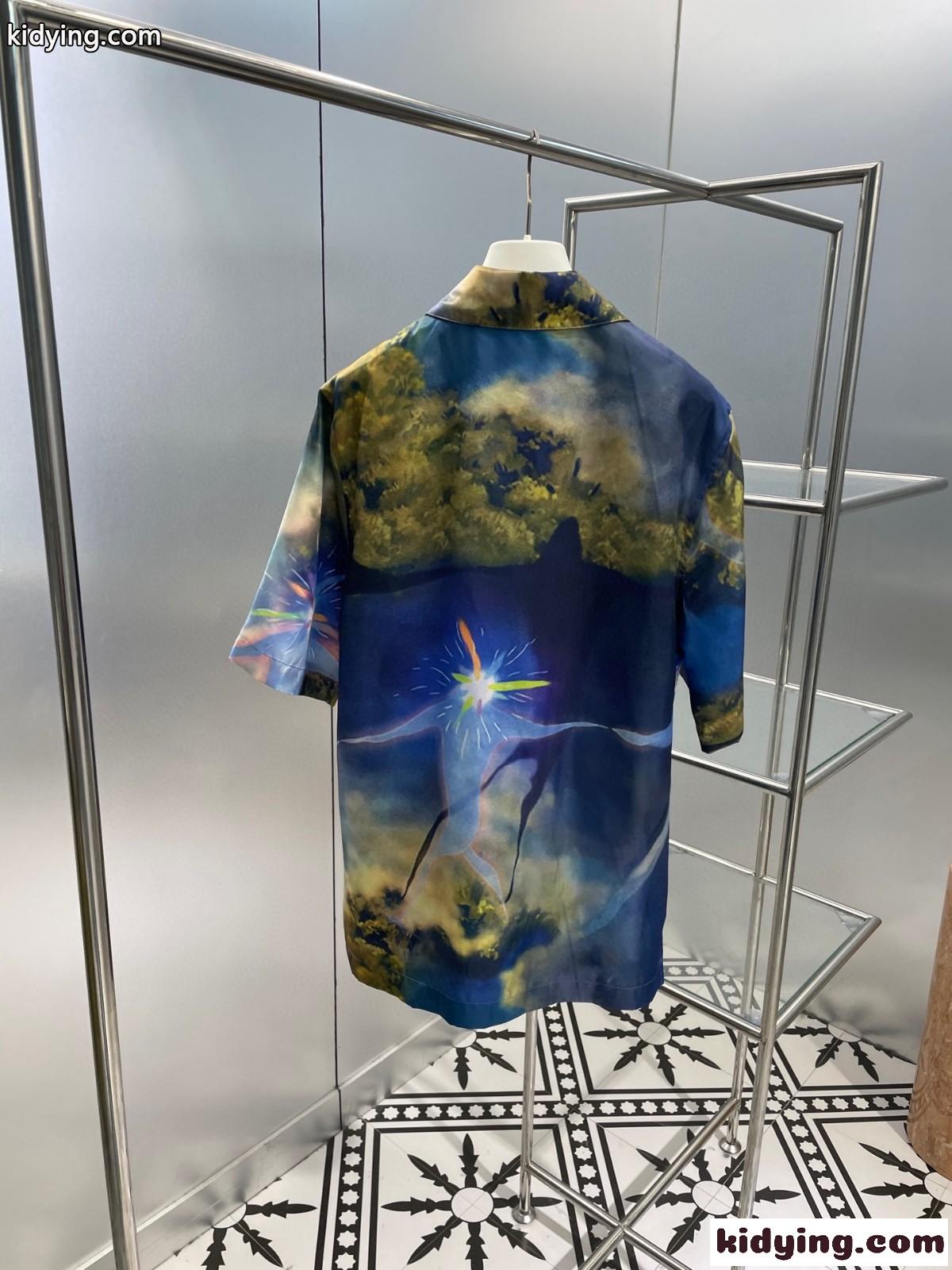 LOEWE × ハウルの動く城 星の子 プリント シルク 半袖 トップス ロエベ シャツ コピー-2