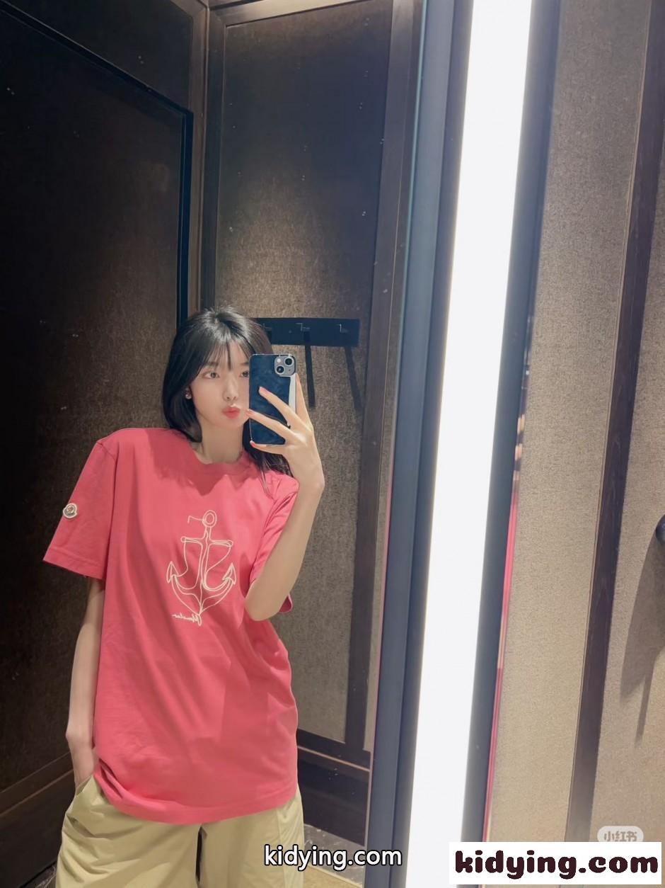 お洒落 アンカーモチーフ クルーネック半袖Tシャツ モンクレール Tシャツ 偽物 ピンク-3