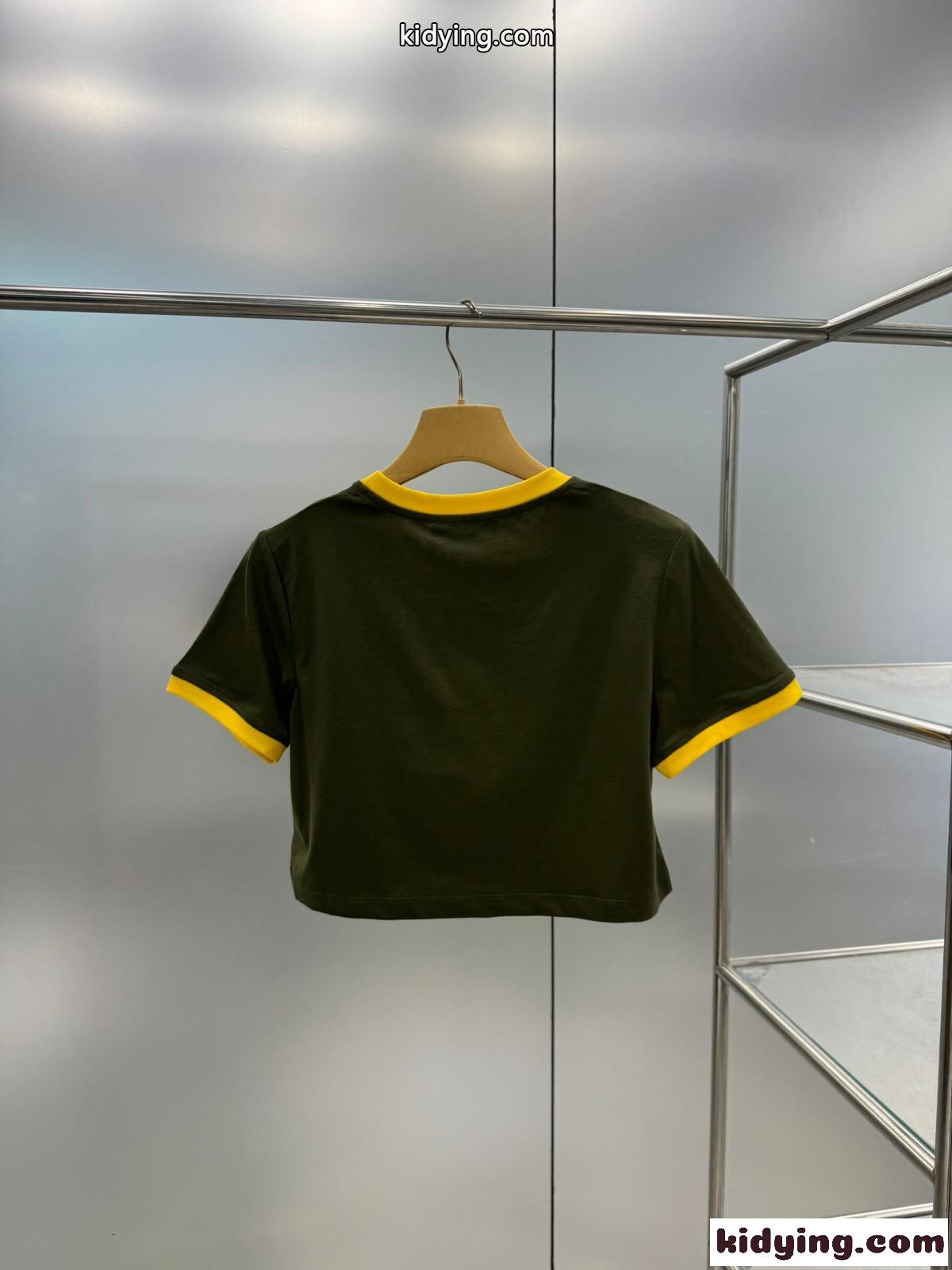 エンブロイダリー コットンジャージー Tシャツ ミュウミュウ Tシャツ コピー グリーン-0