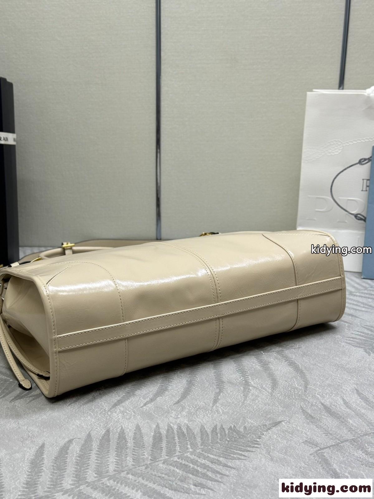 エレガント 1BA433 プラダ ボニー ラージ レザー ハンドバッグ スーパーコピー ベージュ-4