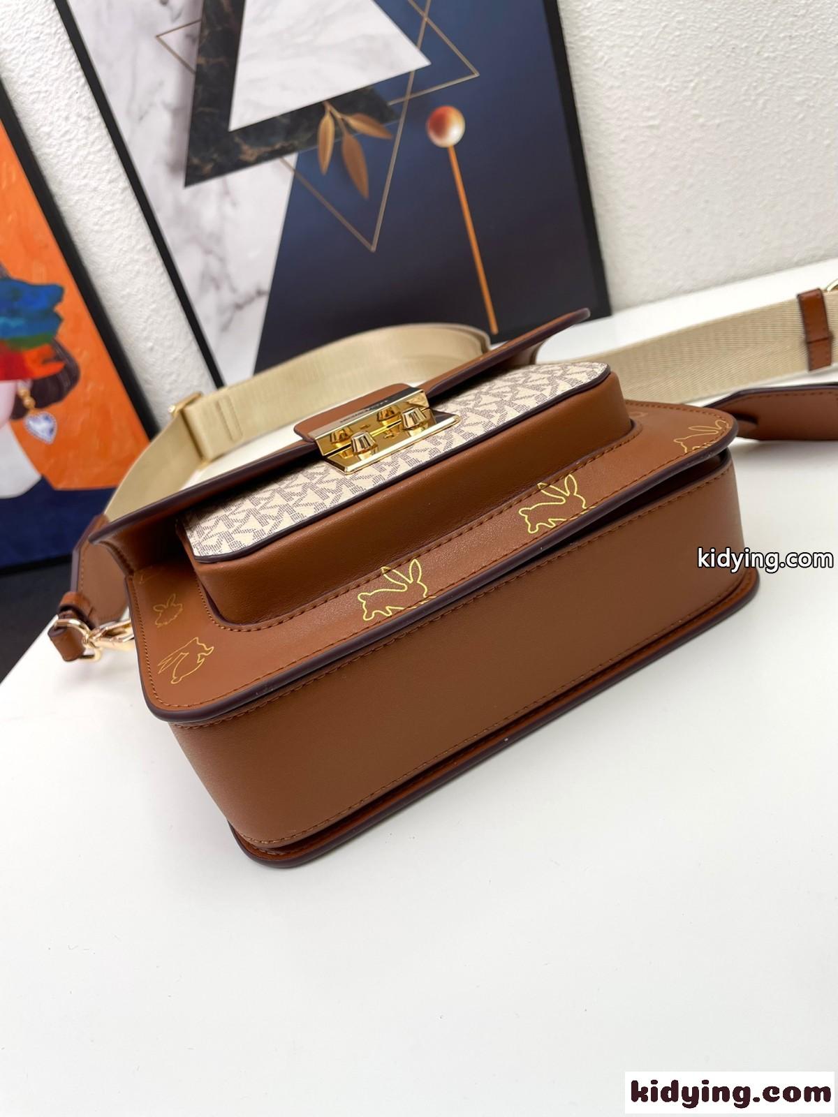マイケルコース バッグ コピー 可愛い ウサギ プリント コンパクト ショルダーバッグ-3