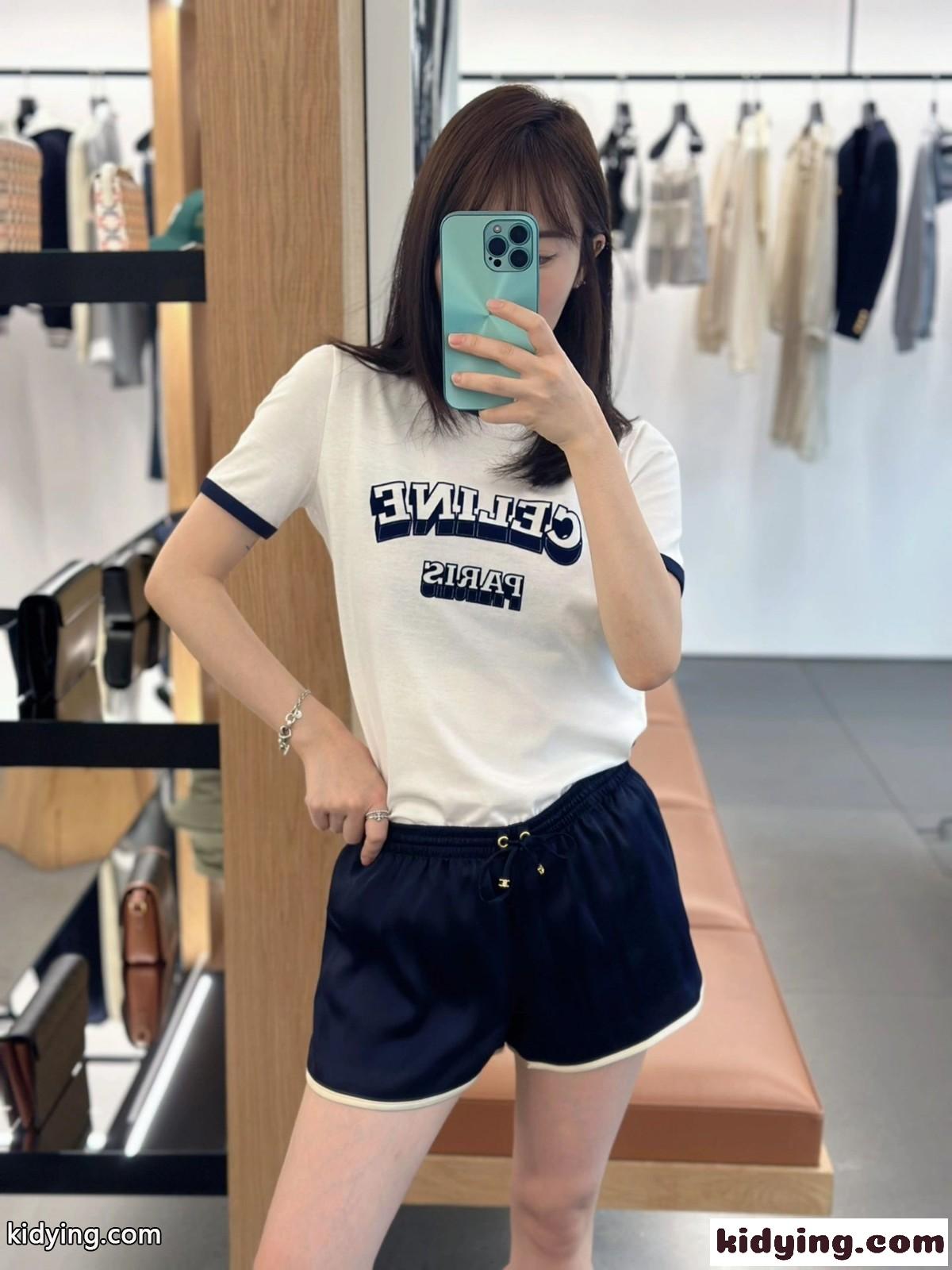 人気 定番 ロゴ クルーネック コットン 半袖Tシャツ セリーヌ Tシャツ コピー-5
